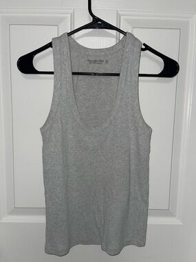 Abercrombie & Fitch Light Gray Ribbed Tank Top